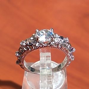Classical Baroque pattern white sapphire ring